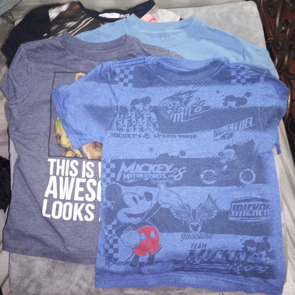 Disney bundle size 6 t shirts (4) total